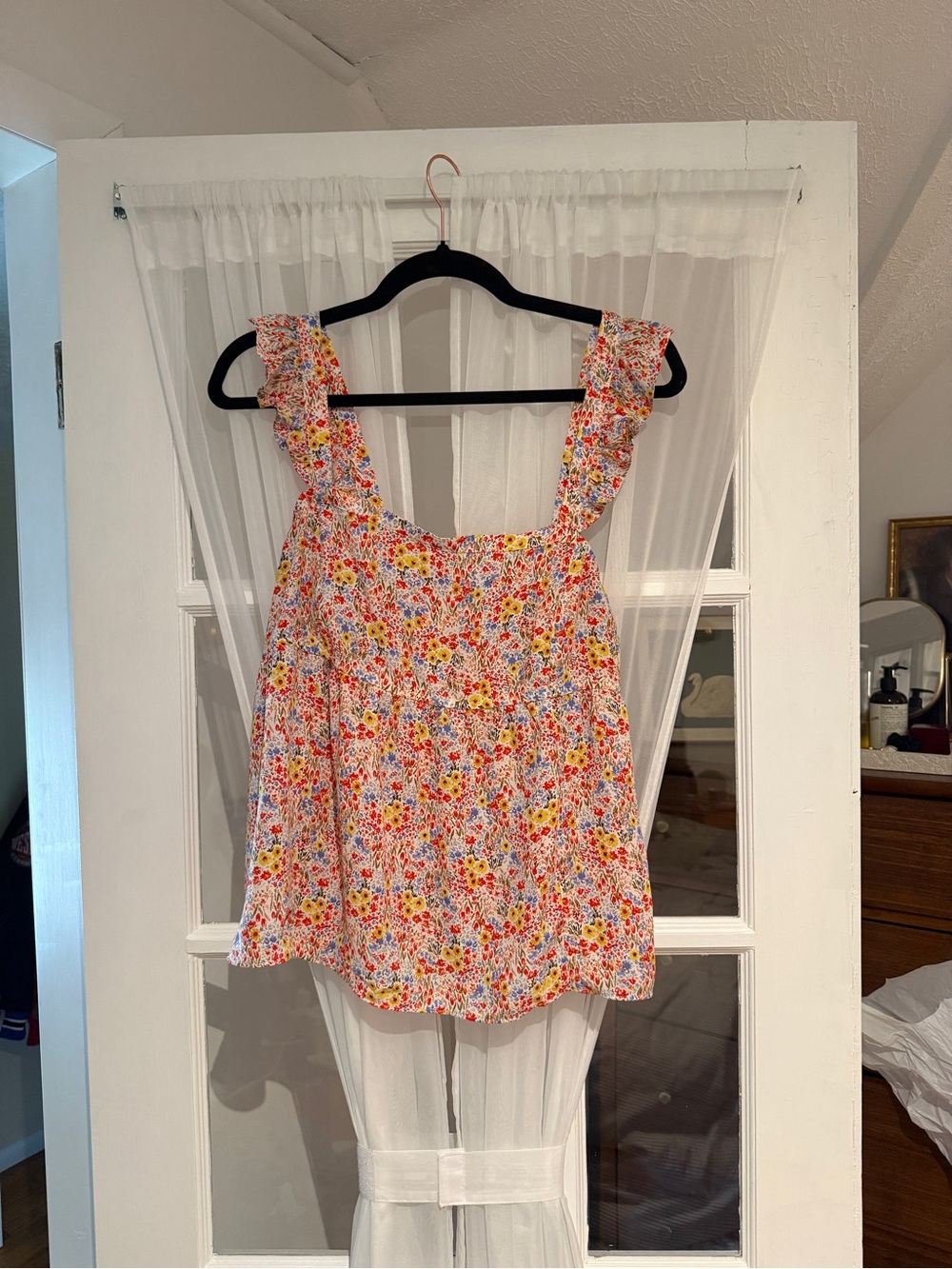 Floral tank ruffle sleeves